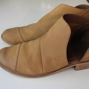 Crevo Ankle Boots